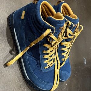 Navy and Mustard Xero hiking boots 🥾 *Like New*